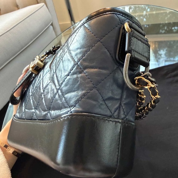 Chanel Small Gabrielle Quilted Blue and Black Leather Bag - Picture 4 of 7